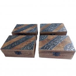 CAJA madera 4 diseños-Grabado metálico
